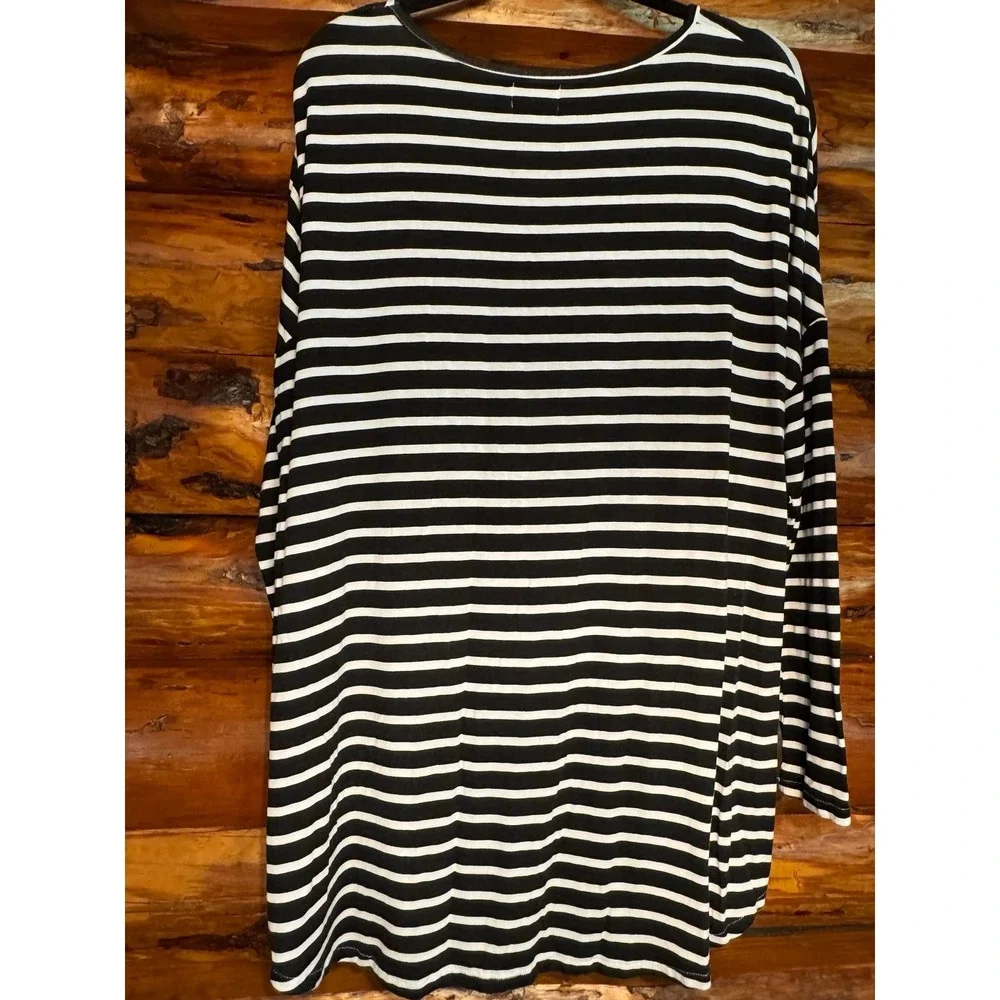 Mud Pie Oversized Black and White Striped Tunic Size‎ M/L